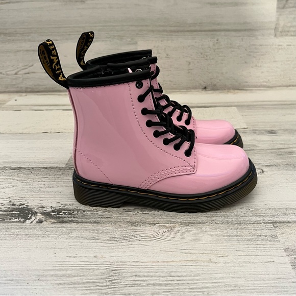 Dr. Martens Shoes Dr Martens Girls Classic 46t Patent Leather Lace